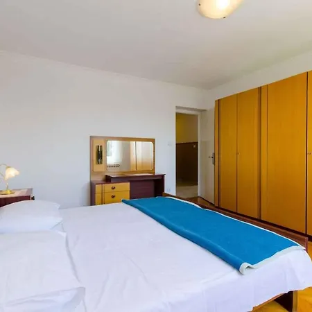 Apartment In 39233