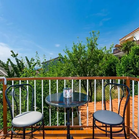 Apartment In 39233 Crikvenica