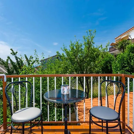 Apartment In 39233 Crikvenica